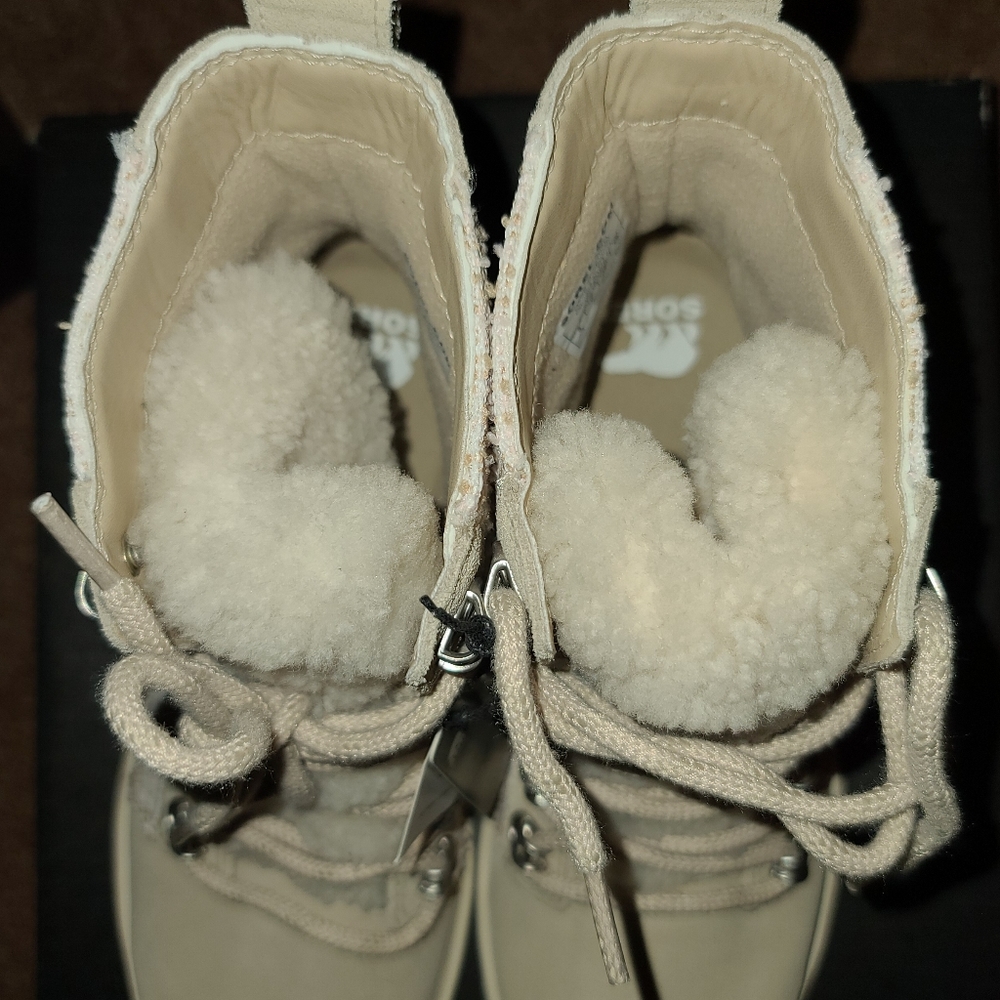 Sorel Boots - Picture 12 of 16